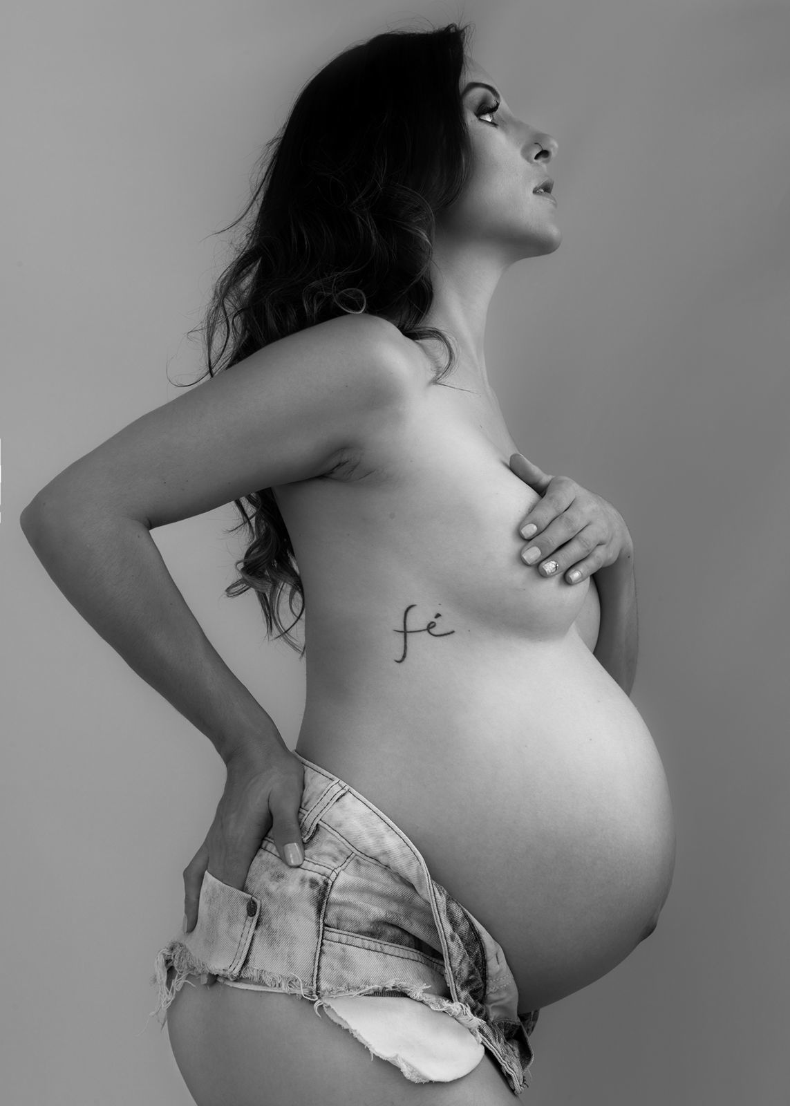 Foto Ensaio  gestante com Glamour , Romantismo  e Sensualidade, Chapecó. - Imagem 7