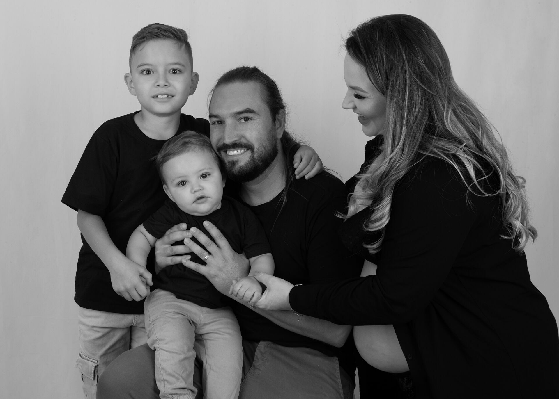 Foto Ensaio  gestante Dani com Glamour , Romantismo  e Sensualidade, Chapecó. - Imagem 0