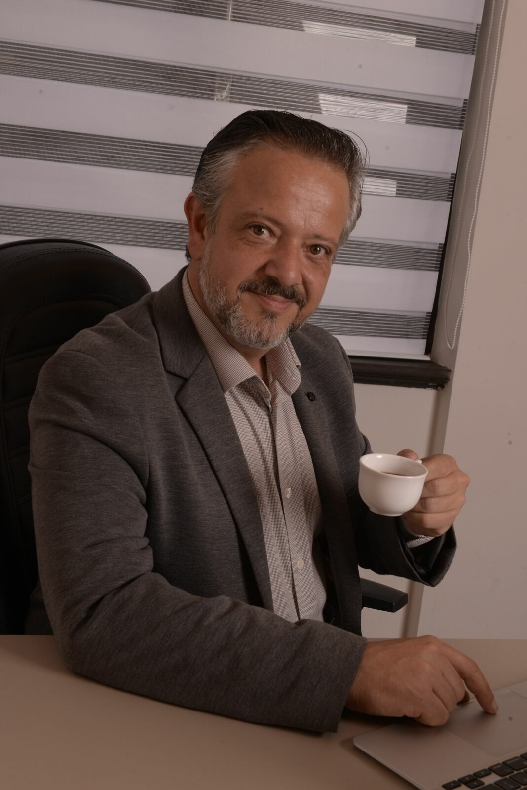 Foto Ensaio Corporativo Profissional. Chapecó / Barra Velha/ Balneário Piçarras - Imagem 27