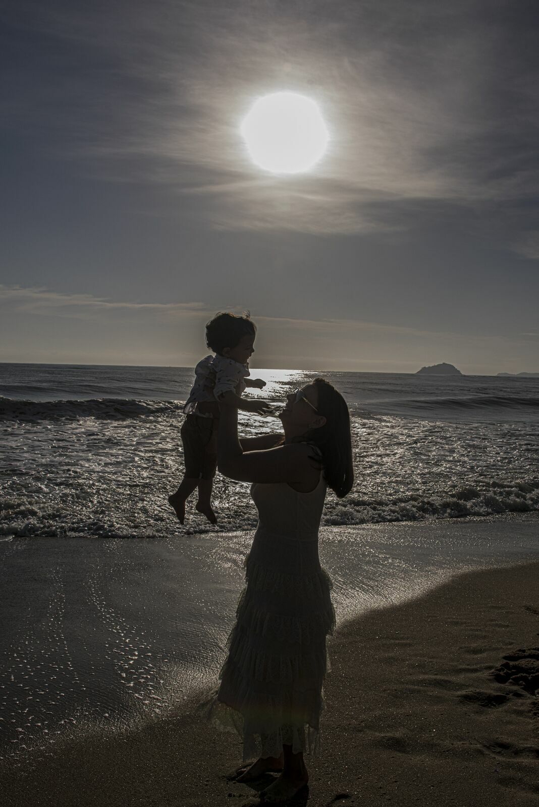 Foto Familia na praia, piquenique Barra Velha , Picarras - Imagem 4