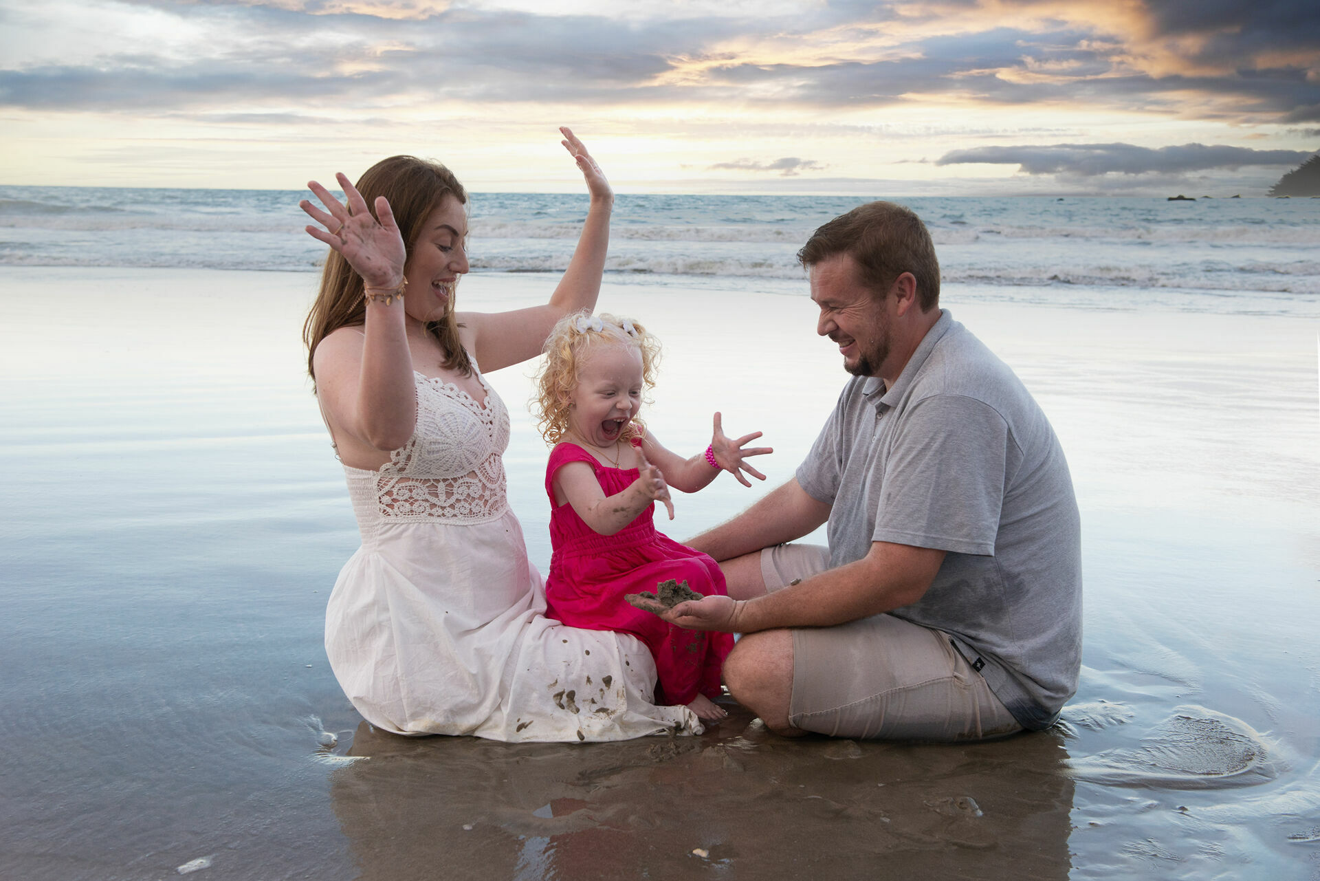 Foto Familia Mari , ensaio na praia Barra Velha. - Imagem 8