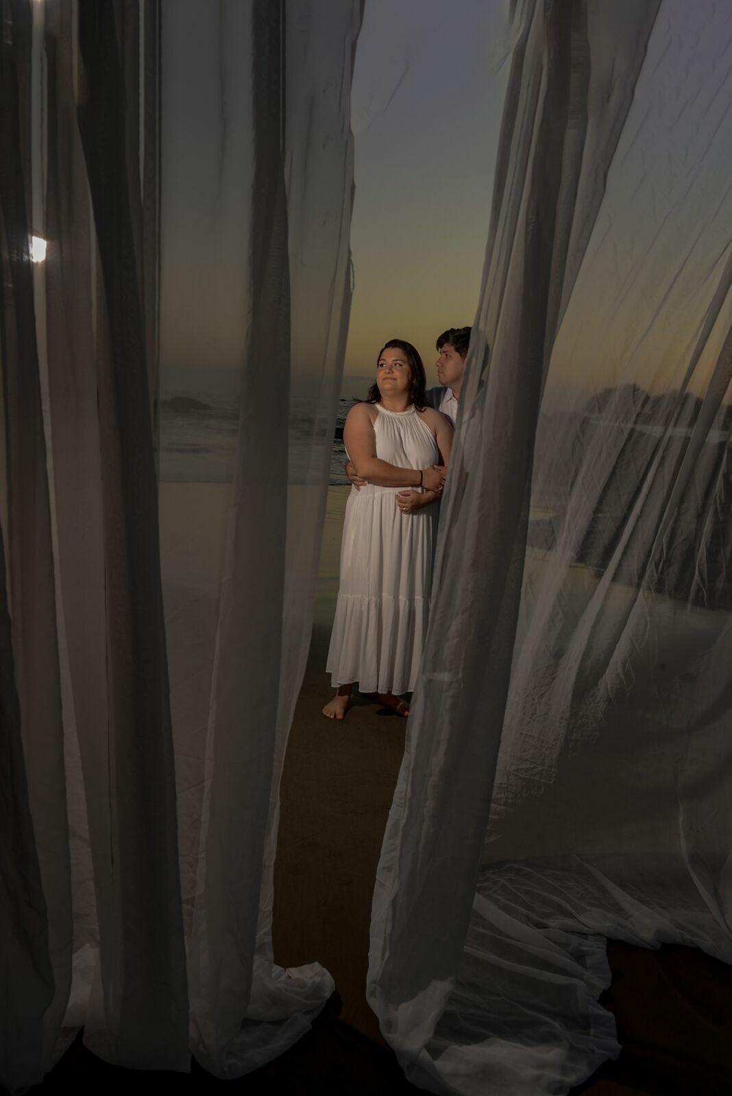 Foto Ensaio pre wedding Barra Velha , Balneario Picarras, Praia. - Imagem 2